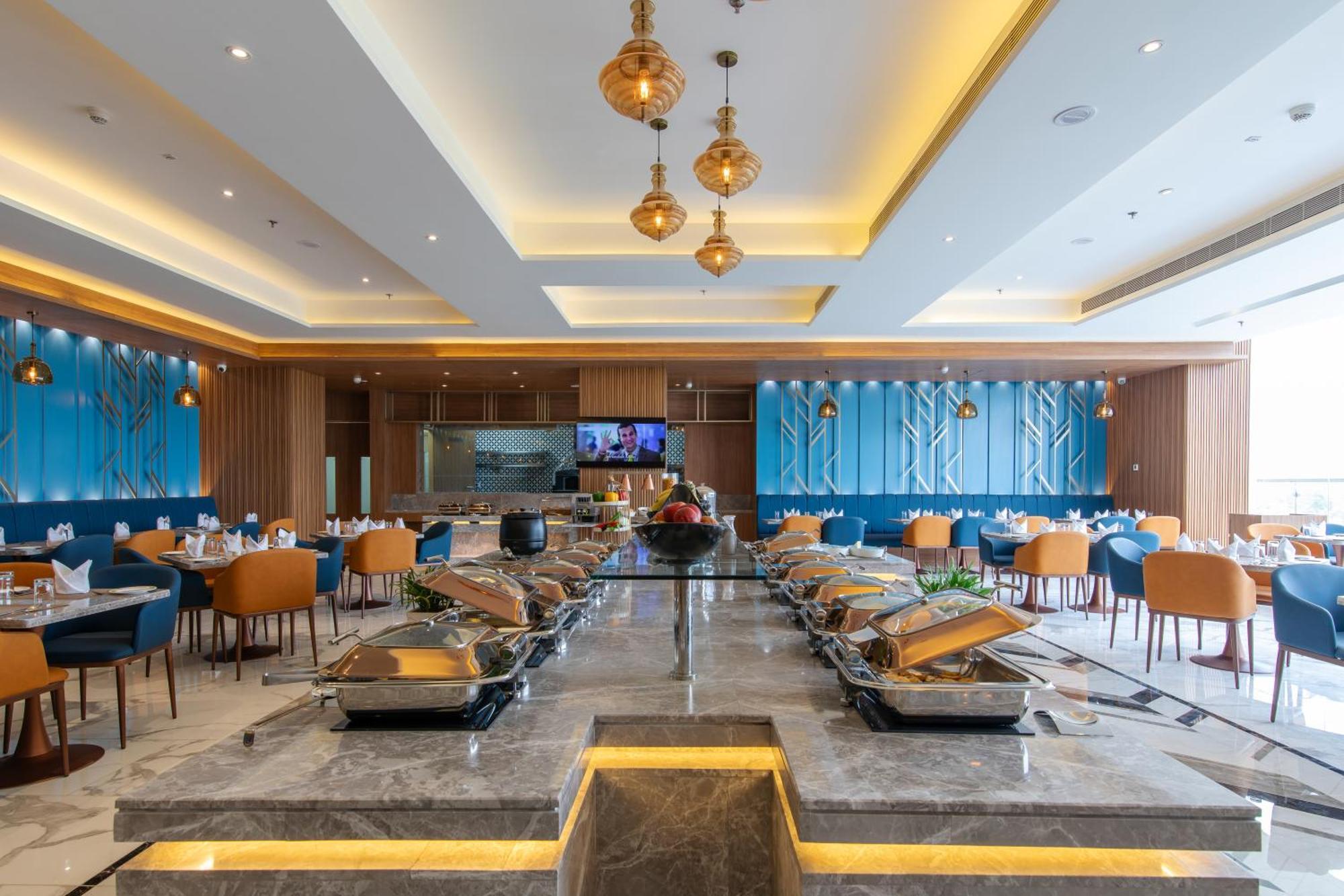 Hometel Alambagh Lucknow - A Sarovar Hotel Exterior foto